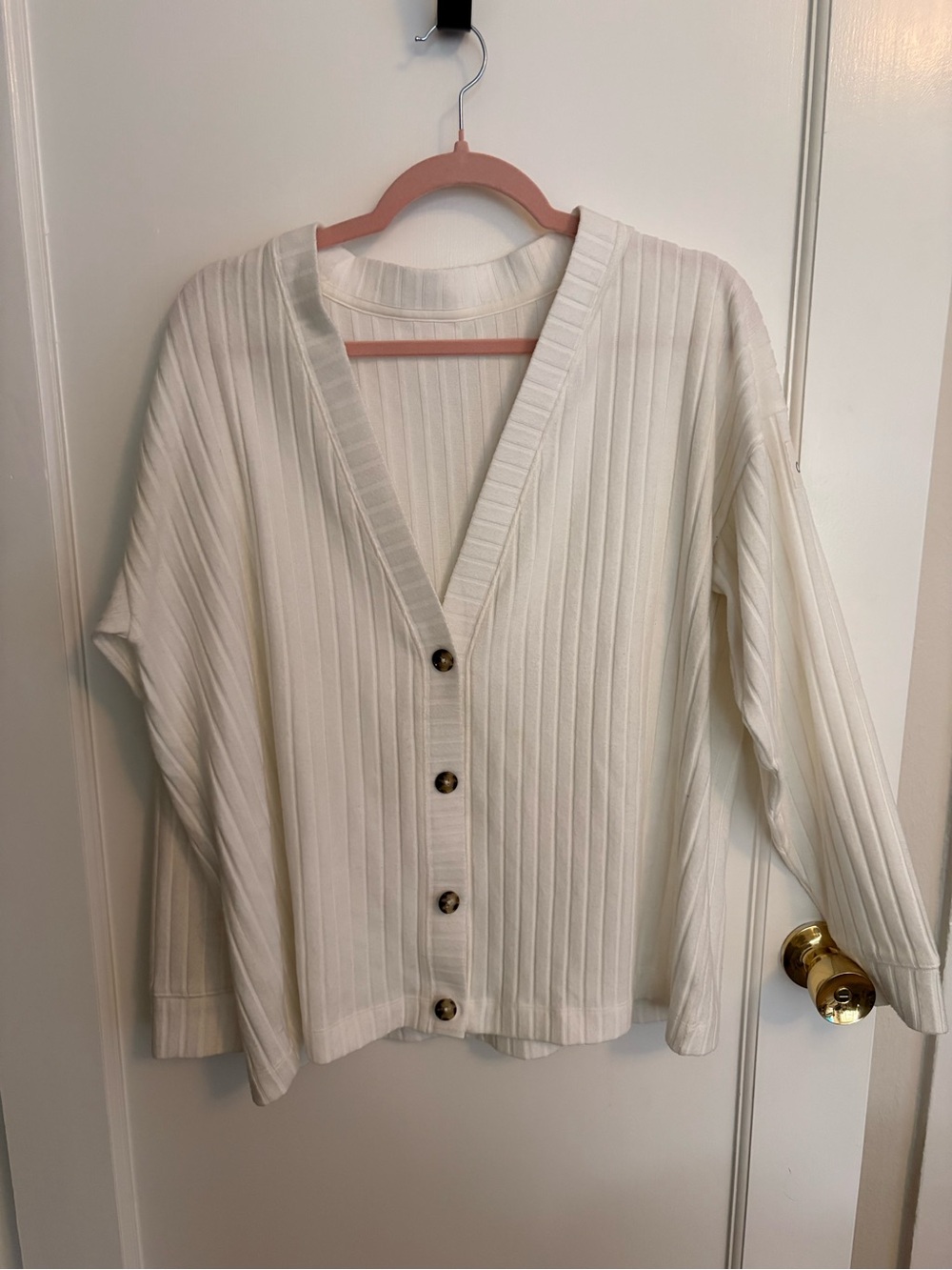 ALO Yoga Ivory Ribbed Button Cardigan
